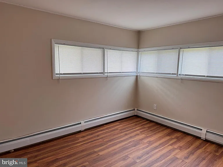 33 Twisting Ln — Photo 23