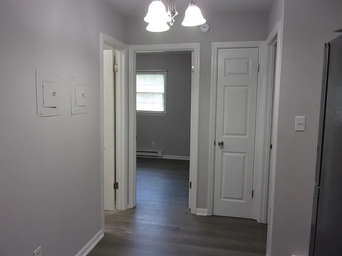 1045 W Meadow Dr #F — Photo 6