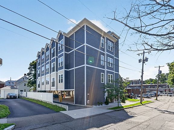 2nd image of 222 Arlington St #2B