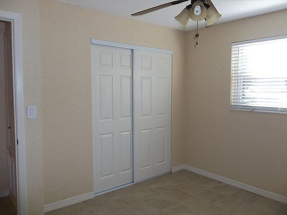 3rd image of 420 N Fowler Dr APT A