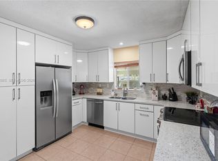 Glenwood Hgts, Miami, FL 33142