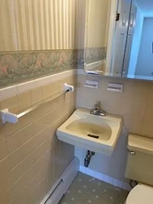 4th image of 23-39 37th St #3H