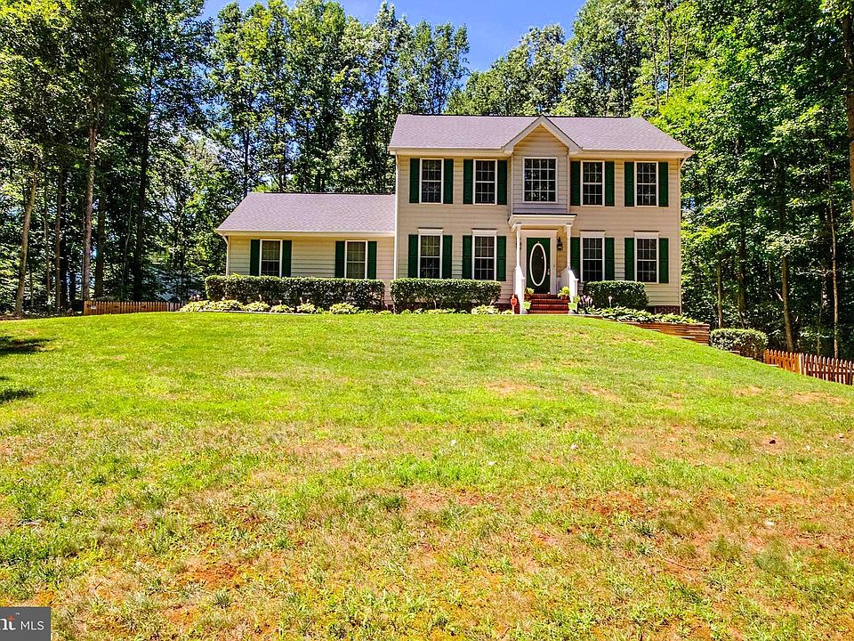 1st image of 8017 Pembroke Cir