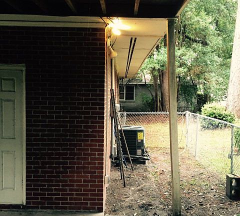 2nd image of 2107 Parkwood Dr
