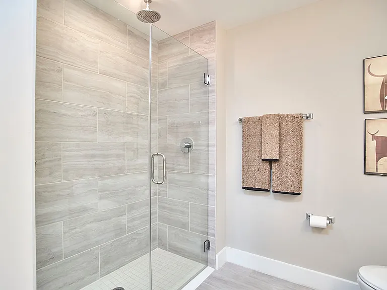 214 Hunt St #306 — Photo 16