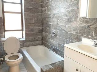 3206 29th St APT 4H, Astoria, NY 11106