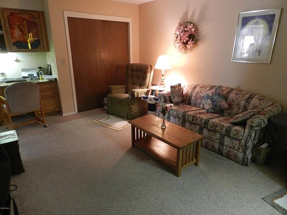 3rd image of 4551 E Elena Ave