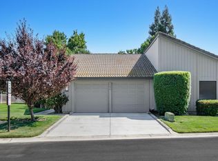 1698 Tollhouse Ln, Clovis, CA 93611