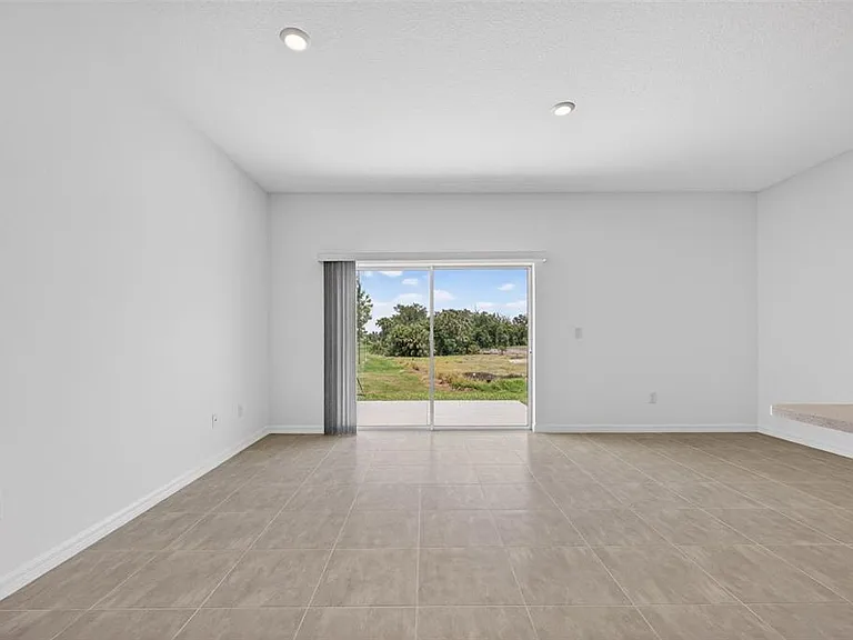 10761 Eclipse St — Photo 12