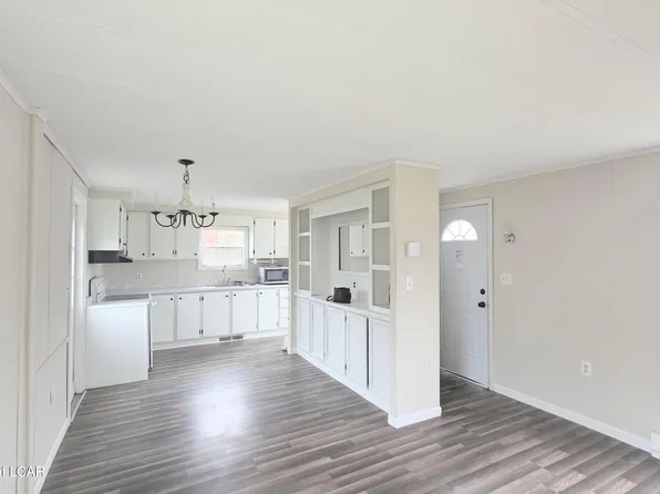 71 3rd Ln, Berwick, PA 18603