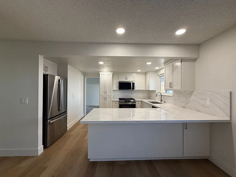 1120 Village Dr — Photo 14
