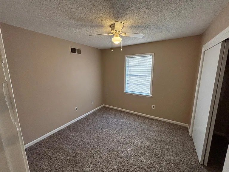 Unit Photo