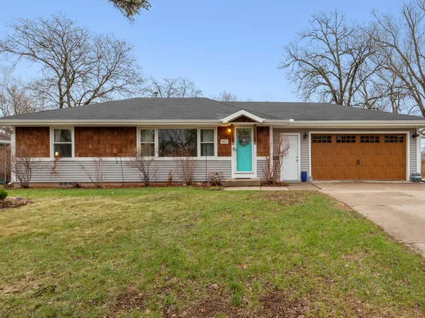 9607 Oakland Ave S, Bloomington, MN 55420
