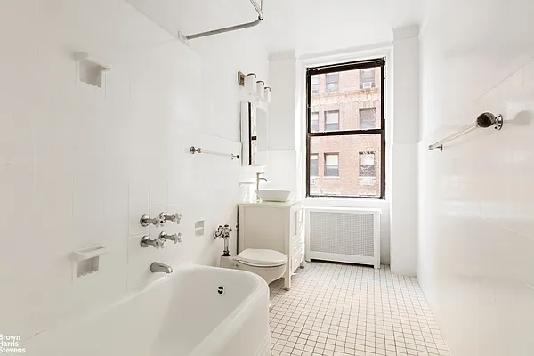 Sold by Brown Harris Stevens | media 19