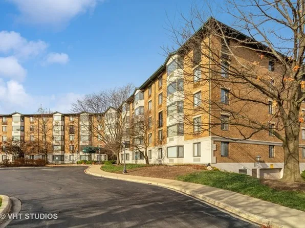 470 Fawell Blvd APT 510, Glen Ellyn, IL 60137