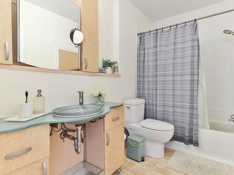 39 Lappin Ave #UPPER — Photo 12