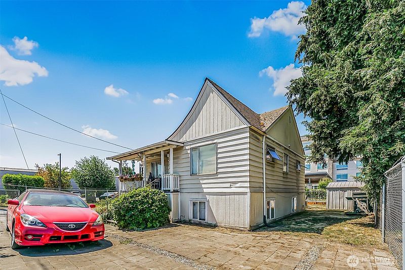 4th image of 509 C Street SW