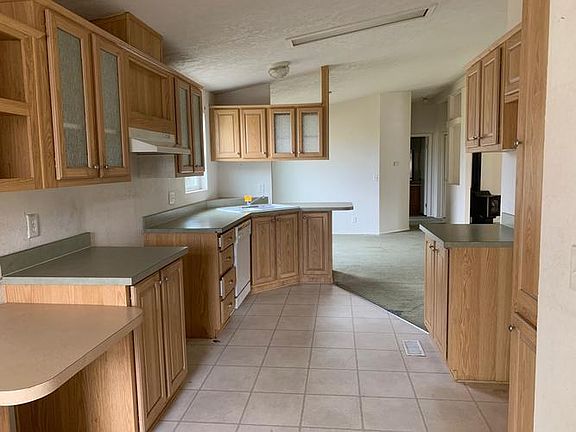 560 Duck Lake Drive NE Ocean Shores