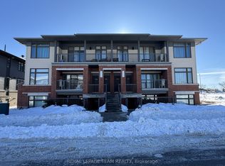 371 Haliburton Hts #A, Ottawa, ON K2V0J3