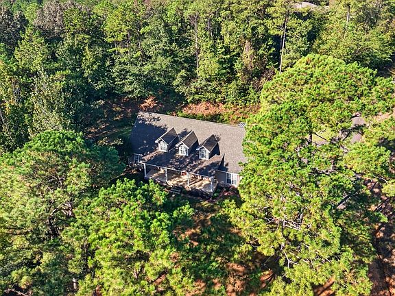 2nd image of 511 Nobles Rd