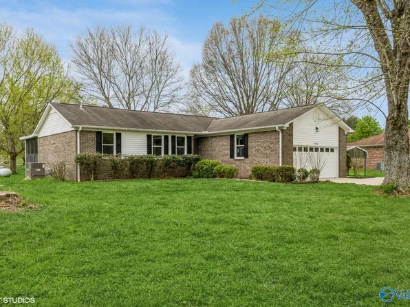 2054 Ready Section Rd, Toney, AL 35773