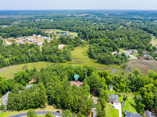 907 Grandview Drive, Hampstead, NC 28443