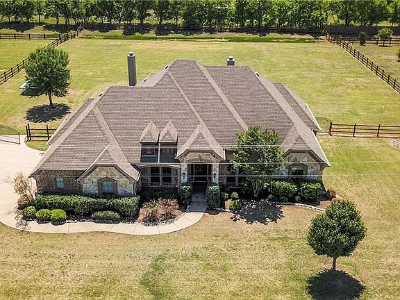 4th image of 12751 Melissa Dr
