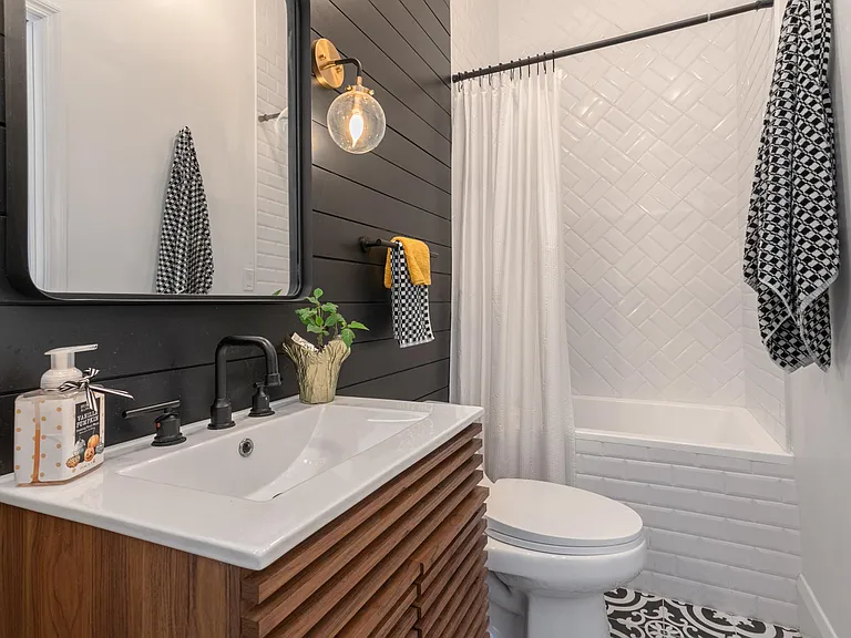 401 S Bermuda Blvd — Photo 12