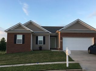 141 Nathan Hale Dr, Georgetown, KY 40324