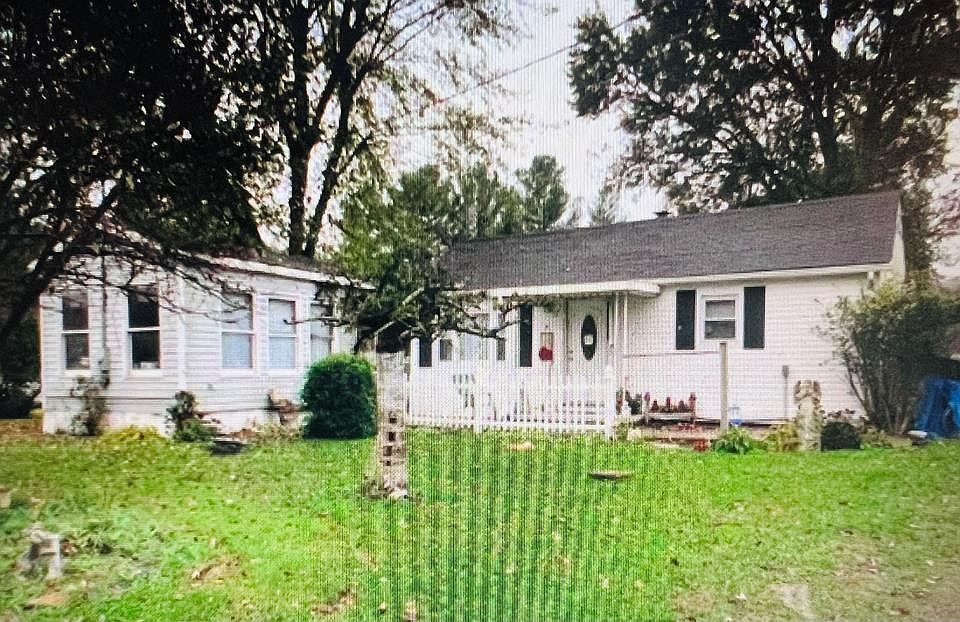 1st image of 1589 Blain Hwy