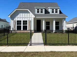 112 Everly Cir, Ocean Springs, MS 39564