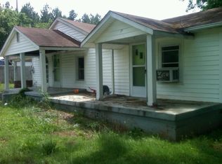 208 Swaney Cir, Pendleton, SC 29670