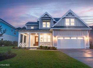 340 Spicer Lake Dr, Holly Ridge, NC 28445