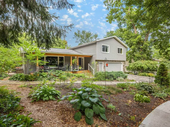 21 Julia Cir, Madison, WI 53705