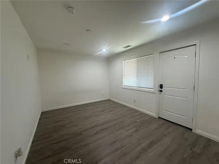 10540 Coloma St #2 — Photo 6
