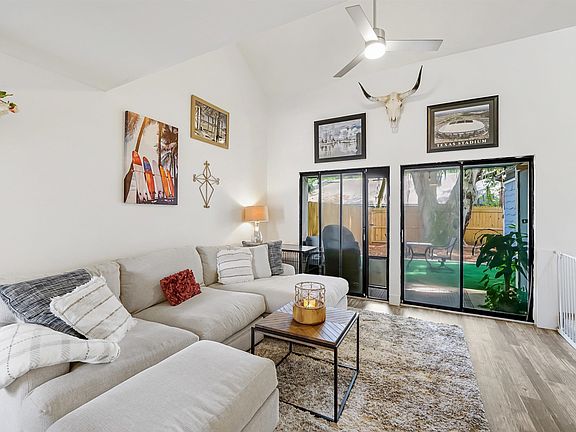 3rd image of 1244 Wonderwood Dr