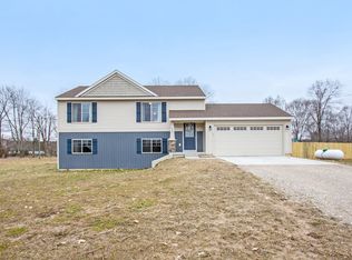 15621 Albrecht Ave NE, Cedar Springs, MI 49319