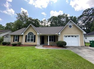 907 Pine Cone Cir, Valdosta, GA 31602