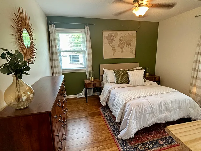 201 W Walnut St — Photo 18
