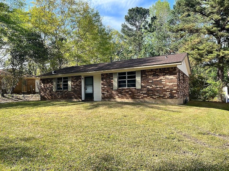 1st image of 3458 Postell Dr