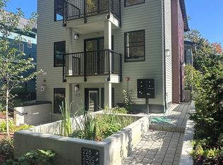 228 21st Ave E, Seattle, WA 98112