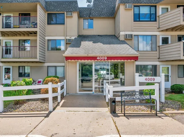 4009 Heritage Hills Dr APT 209, Bloomington, MN 55437