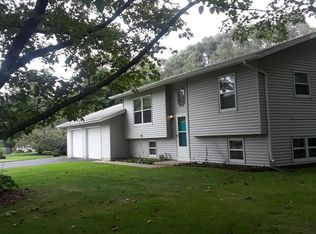 5348 Regal Rd, Sun Prairie, WI 53590