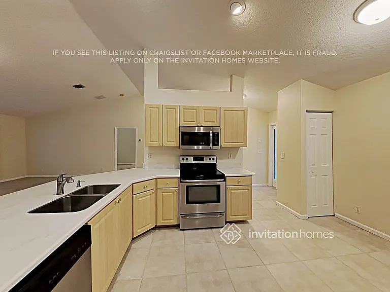14822 Paddock Dr — Photo 7