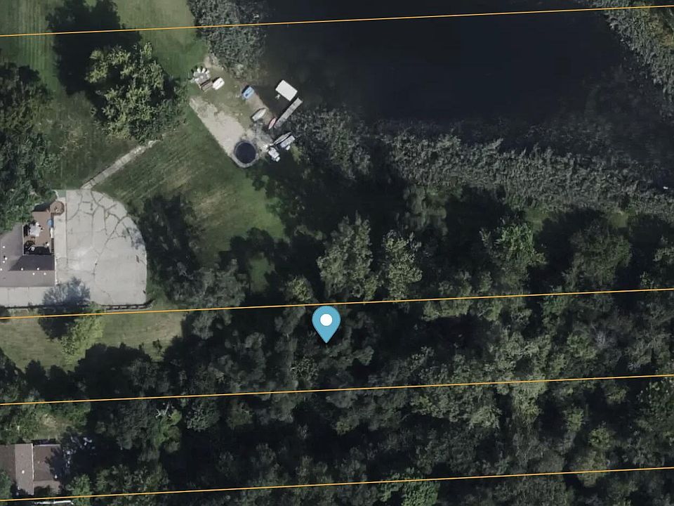 2nd image of 9665 Carpenter Rd