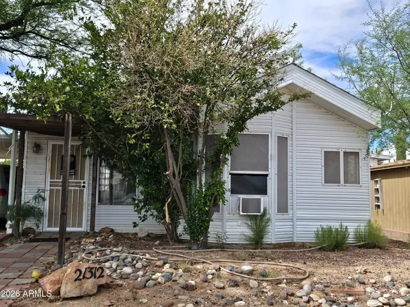 21312 W SHALAKO Lane, Congress, AZ 85332