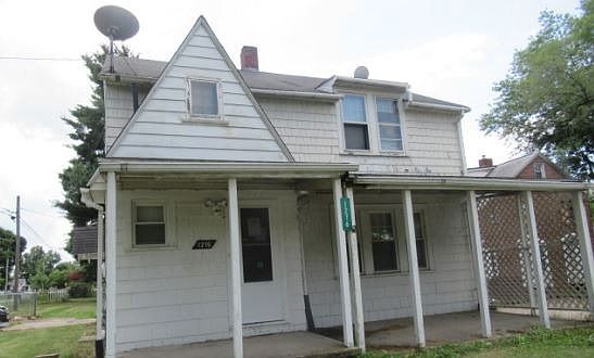 1st image of 1276 Park Ave E