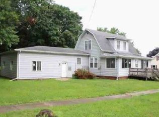 200 S Franklin St, Le Grand, IA 50142