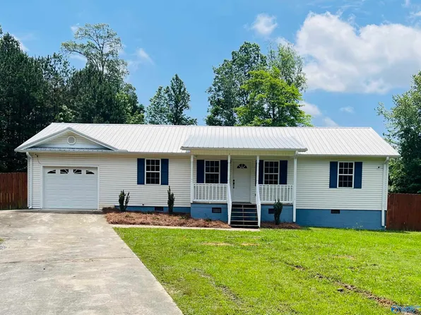214 Cottonwood Cir, Boaz, AL 35957