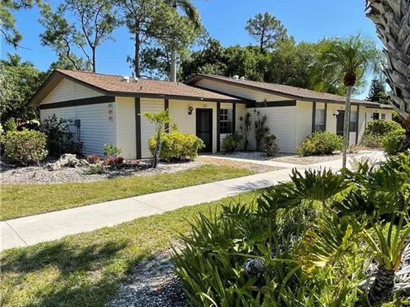 1095 Pine Isle LN #1095, NAPLES, FL 34112
